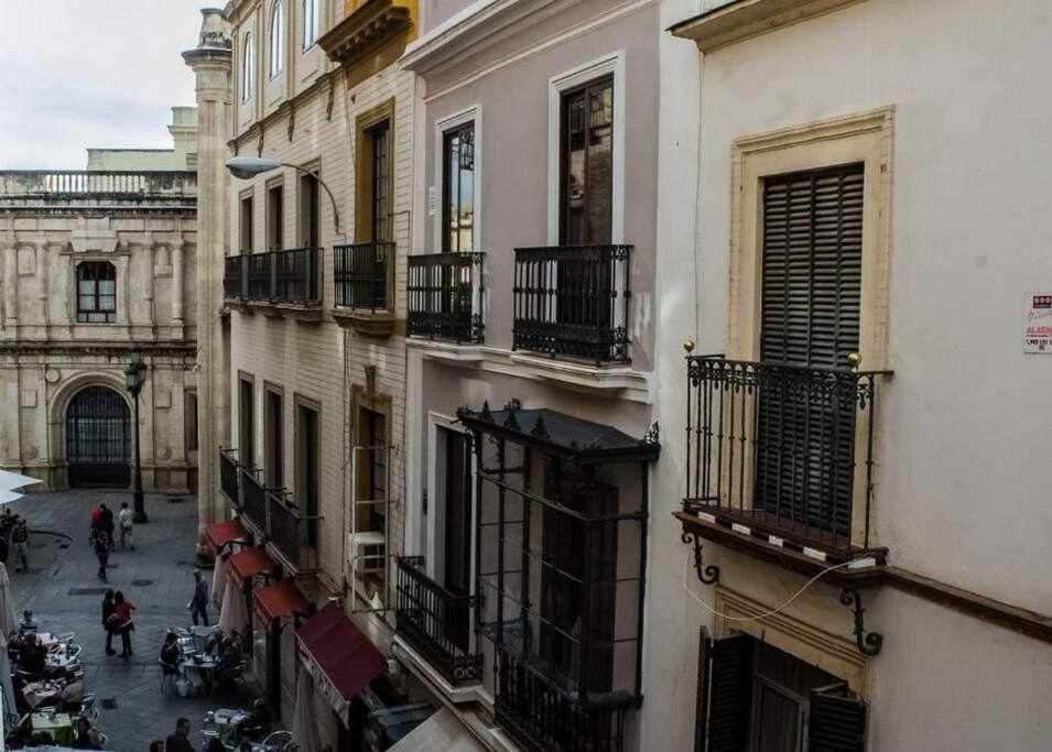 Casa Con Piscina Junto Catedral De Sevilla Ngoại thất bức ảnh