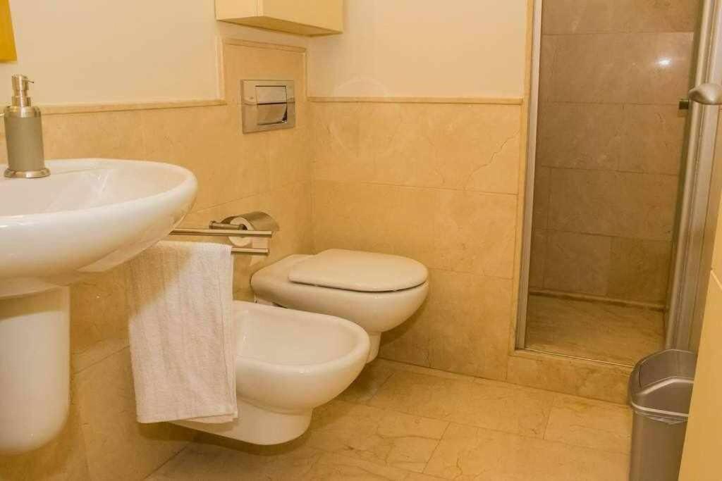 Casa Con Piscina Junto Catedral De Sevilla Ngoại thất bức ảnh